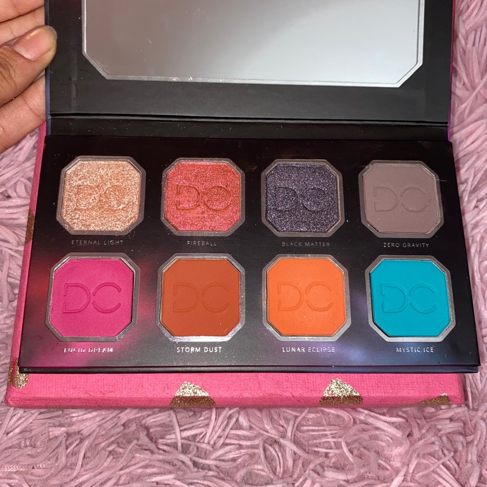✨Eyeshadow, highlighter & lip bundle! ✨